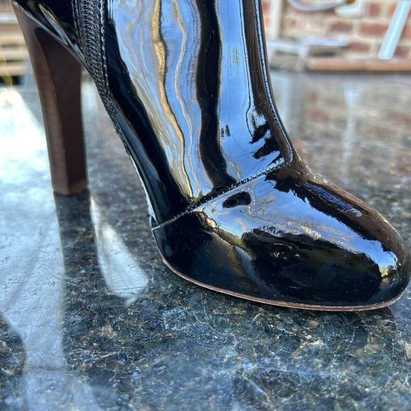 TORY BURCH BLACK PATENT LEATHER ANKLE BOOTS SIZE 8 1/2M - Picture 5 of 8